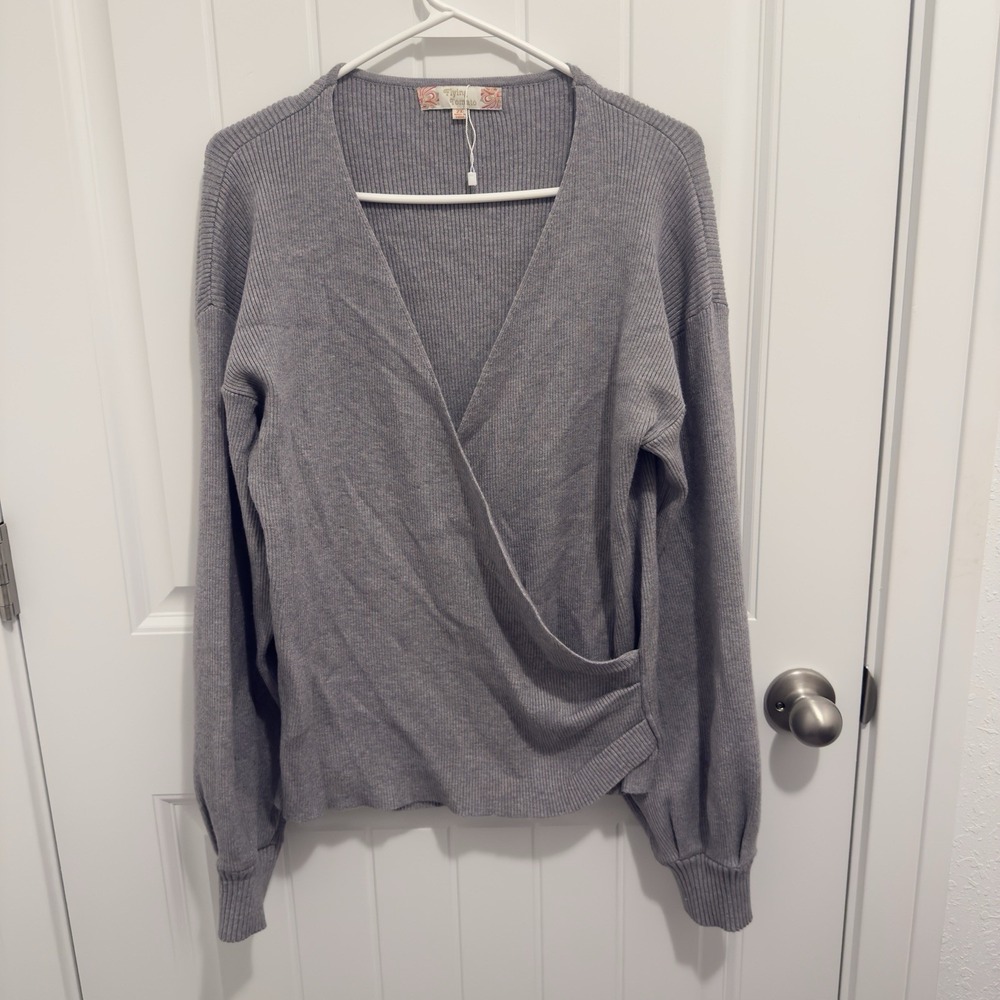 Flying Tomato Women's Gray Ribbed Wrapped Sweater Shirt Size 2X